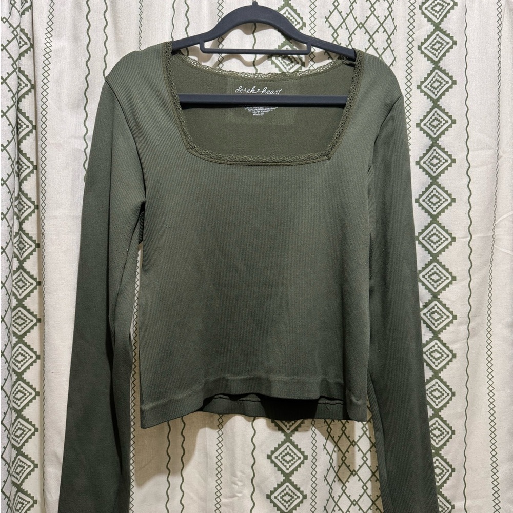 Derek Heart Green Fitted Crop Blouse